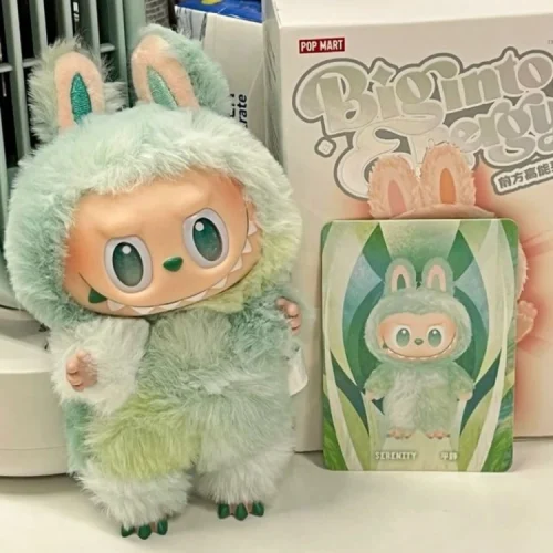 Labubu Loyalty Vinyl Plush | Big Into Energy Series photo review