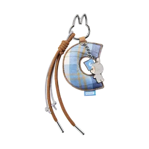 Labubu Letter Pendant “C” – Pin for Love Series Collectible