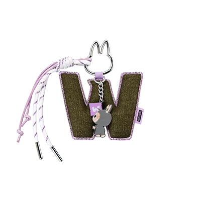 Labubu Letter Pendant “W” – Pin for Love Series Collectible