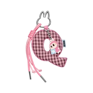 Labubu Letter Pendant “Q” – Pin for Love Series Collectible