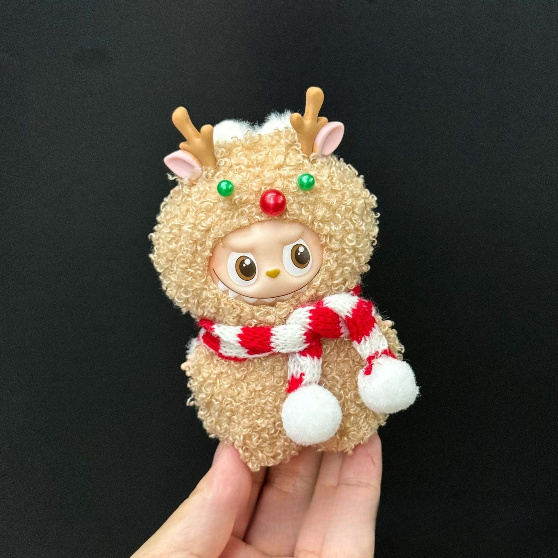 Labubu 17 cm Christmas Outfit Collection – 7 Festive Doll Costumes (No Doll Included) - Image 3